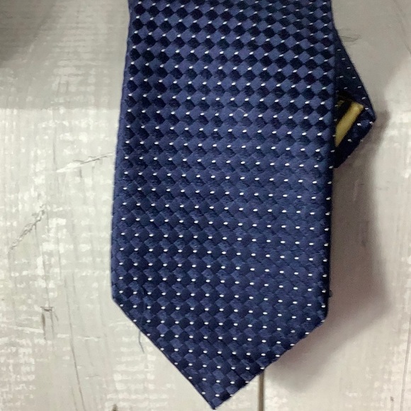 Donald Trump Gray and Cream Striped Ties Set - Picture 6 of 6